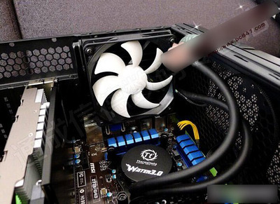 水冷散熱器安裝詳細教程 一步步教你正確安裝CPU水冷散熱器